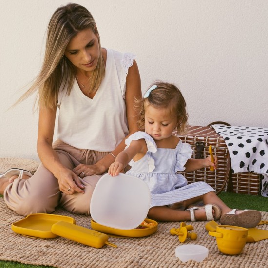 Interbaby Αντιολισθητικό Πιάτο Σιλικόνης Με Θήκες Και Καπάκι Petrol Grey